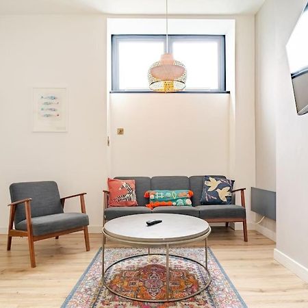 Stunning 2 Bed Apartment, Heart Of The Barbican Plymouth Exterior foto